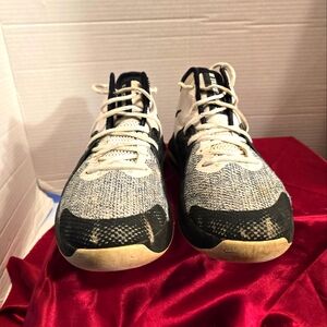 NIKE AIR VERSATILE III A04430-100 MEN'S BLACK  WHITE  BASKETBALL (2018) SIZE10.5